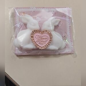 Flower Knows Bunny Garden Hair Clip